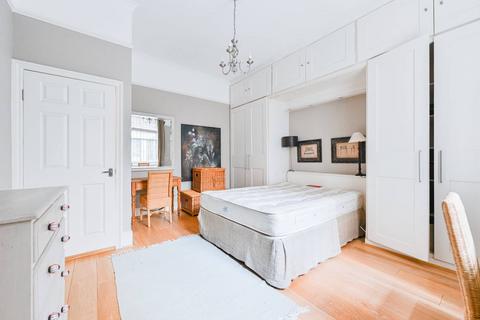 1 bedroom flat to rent, Queensberry Place, South Kensington, London, SW7