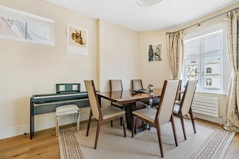 2 bedroom flat for sale, Randolph Avenue, Maida Vale