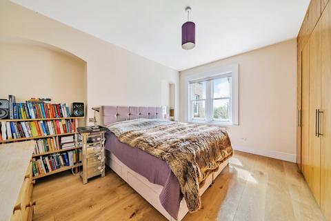 2 bedroom flat for sale, Randolph Avenue, Maida Vale