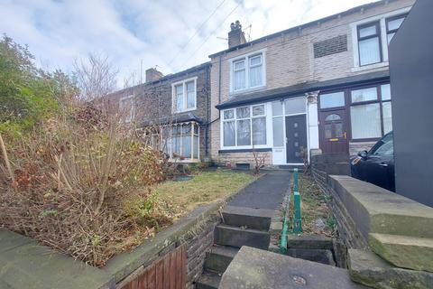 4 bedroom terraced house to rent, Queens Road, Bradford, BD8