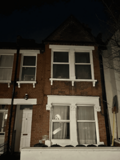 Apartment to rent, Cathles Road, London, SW12