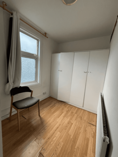 undefined, Cathles Road, London, SW12