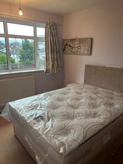 2 bedroom flat share to rent, Headstone Lane, Harrow HA2