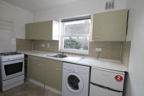 1 bedroom flat to rent, Albion Road, London, N16