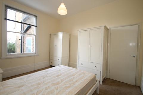 1 bedroom flat to rent, Albion Road, London, N16