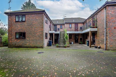 1 bedroom maisonette for sale, Longmead, Liss, Hampshire, GU33