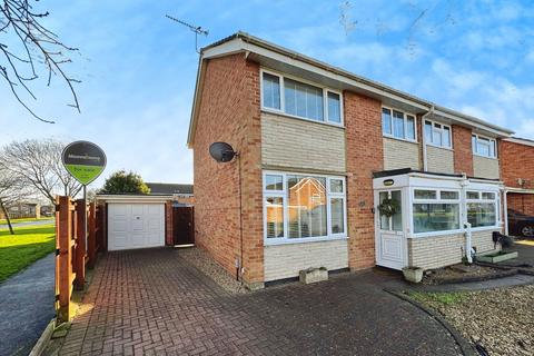 3 bedroom semi-detached house for sale, St. Andrews Green, Swindon, SN3 5ER