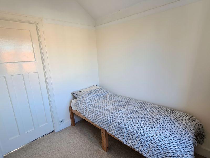 Single bedroom