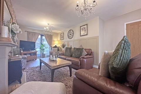 3 bedroom terraced house for sale, Highfield Road, TIPTON, DY4 0QT