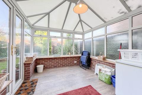 14 Talaton Close, Wolverhampton, WV9 5LS