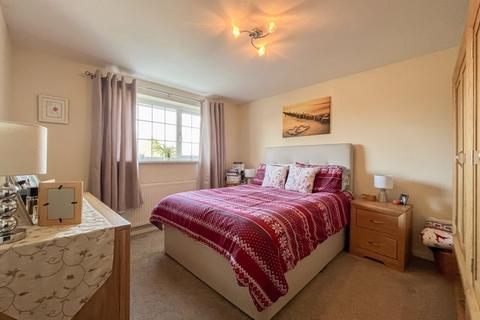 14 Talaton Close, Wolverhampton, WV9 5LS