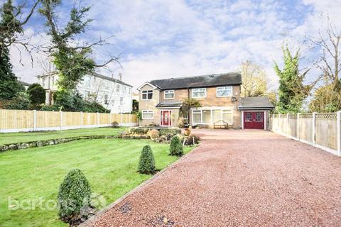 4 bedroom detached house for sale, Moorgate Grove, MOORGATE