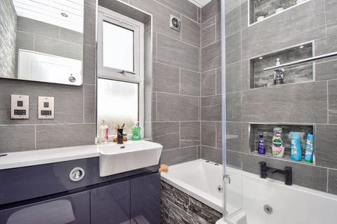 36 Castlehill View, Kilsyth, Glasgow, G65 9NY