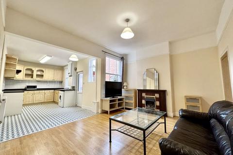 19 Holifast Road, Sutton Coldfield, B72 1AP