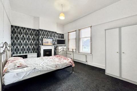19 Holifast Road, Sutton Coldfield, B72 1AP