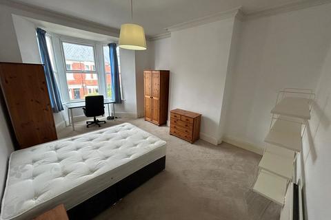 5 bedroom maisonette to rent, Tosson Terrace, Newcastle Upon Tyne NE6
