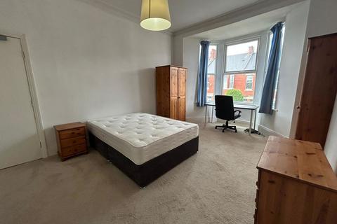 5 bedroom maisonette to rent, Tosson Terrace, Newcastle Upon Tyne NE6