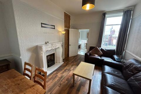 5 bedroom maisonette to rent, Tosson Terrace, Newcastle Upon Tyne NE6