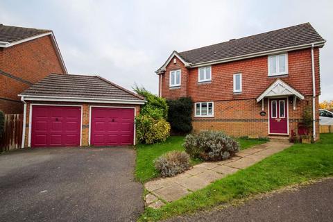 4 bedroom detached house for sale, Hawkinge