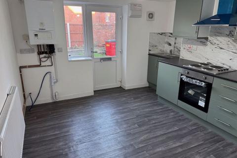 1 bedroom apartment to rent, Park Street, Madeley, Telford