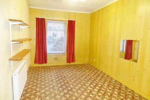 1 Moss Road, Tillicoultry, FK13 6NS