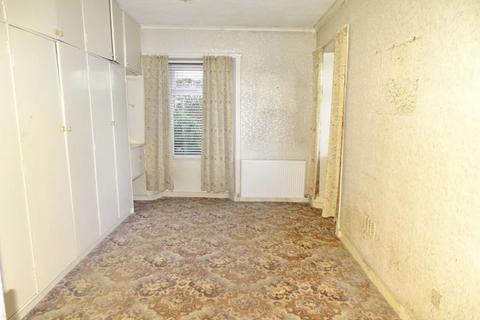 1 Moss Road, Tillicoultry, FK13 6NS