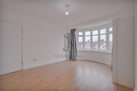 2 bedroom apartment to rent, Great Cambridge Road, London N17