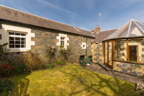 3 bedroom end of terrace house for sale, Callands Steading North, Mountain Cross, West Linton, EH46 7DE