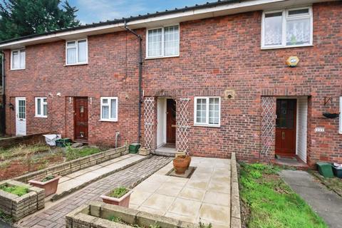 2 bedroom terraced house for sale, Lancaster Road, Northolt