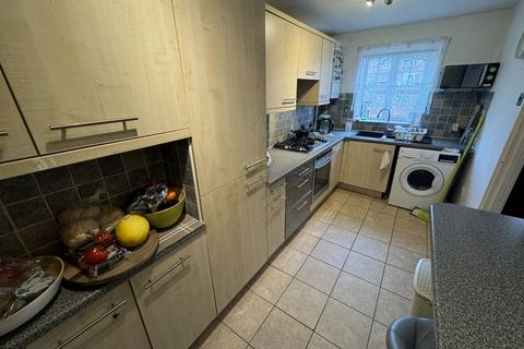 2 bedroom terraced house for sale, Lancaster Road, Northolt