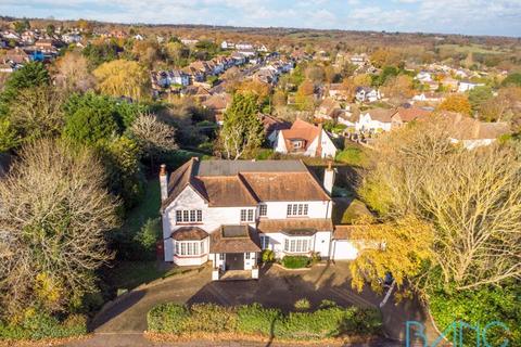 6 bedroom detached house for sale, East Ridgeway, Cuffley EN6