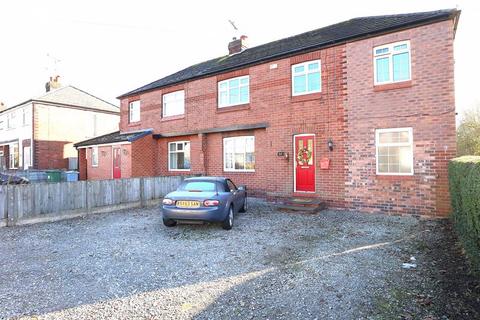 4 bedroom semi-detached house for sale, Springfield Road, Macclesfield