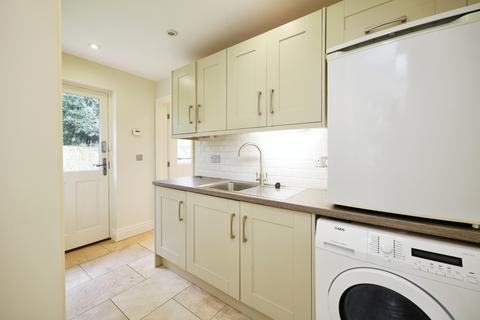 4 bedroom detached house to rent, Pump Lane, Bembridge