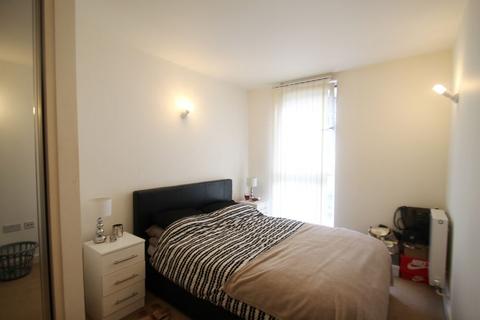 1 bedroom flat to rent, Vantage Building, Hayes.