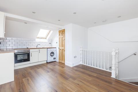 1 bedroom apartment to rent, Dunton Road, Leyton