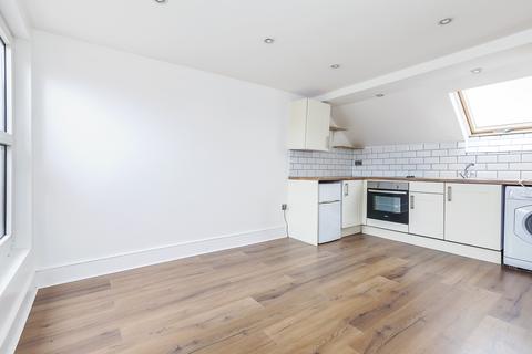 1 bedroom apartment to rent, Dunton Road, Leyton