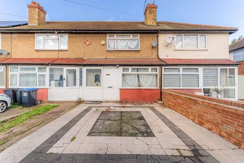 3 bedroom terraced house for sale, Middleham Road, Edmonton