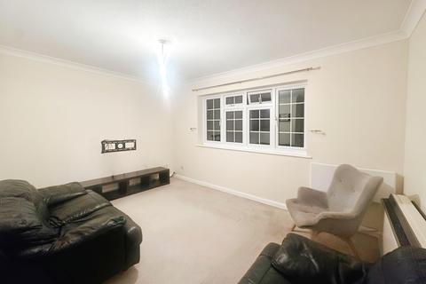 1 bedroom apartment to rent, Barkwood Close, Romford