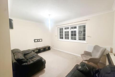 1 bedroom apartment to rent, Barkwood Close, Romford