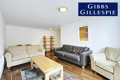 2 bedroom apartment to rent, Holland Gardens, Brentford TW8