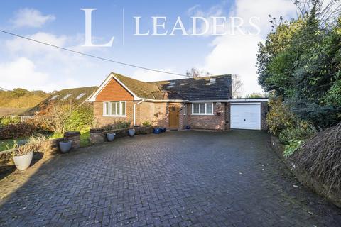 4 bedroom bungalow to rent, Hazeldene Lane, North Chailey