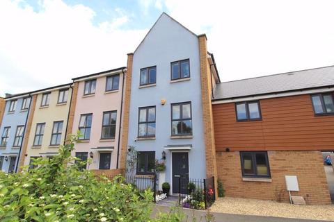 4 bedroom townhouse to rent, Swithins Lane, Charlton Hayes