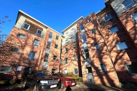 2 bedroom apartment to rent, Eccles Fold, Manchester