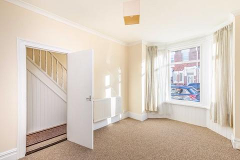 3 bedroom terraced house for sale, Kimberley Road, Southsea