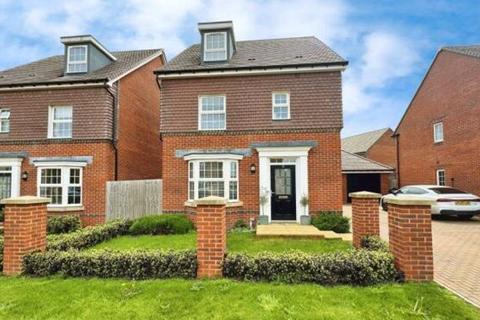 4 bedroom detached house for sale, Larch Wood Avenue, Wimborne, BH21