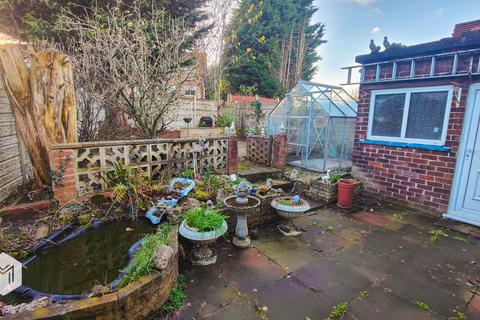 3 bedroom semi-detached house for sale, Swanage Road, Eccles, Manchester, GB, M30 8NJ