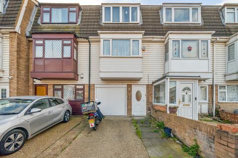 117 Atkinson Road, London, E16 3LT