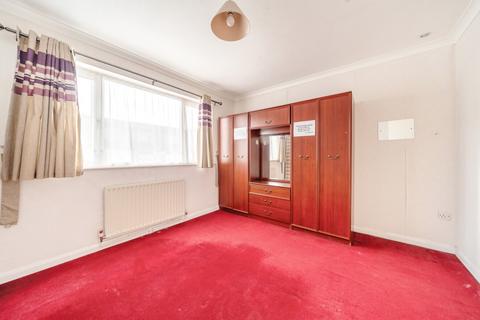 117 Atkinson Road, London, E16 3LT