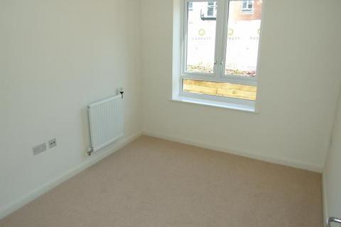 1 bedroom flat for sale, Featherstone Road Southall