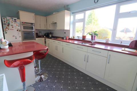 12 Egdon Drive, Luton, LU2 7AZ